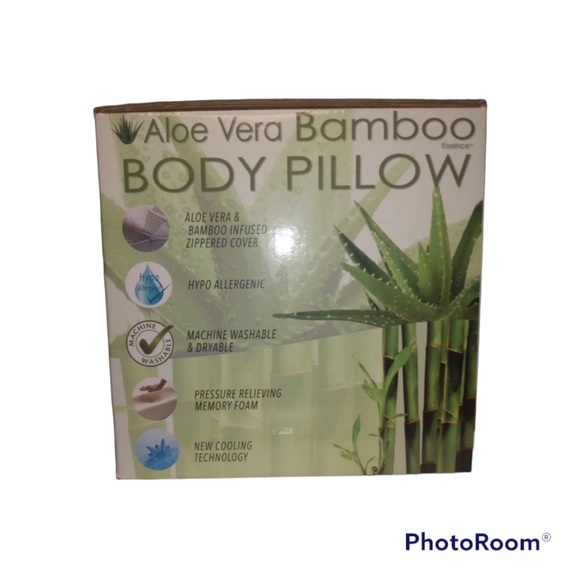 Aloe Vera Bamboo Body Pillow - Picture 5 of 5
